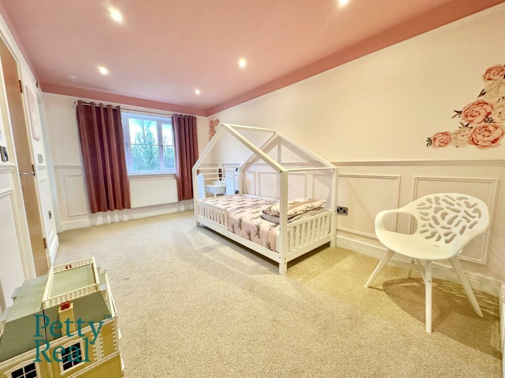Additional property image - Grenfell Gardens, Colne