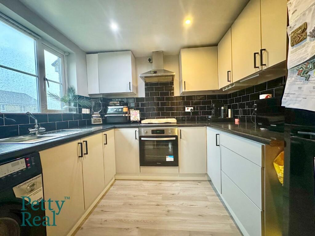 Additional property image - Beacon Close, Colne