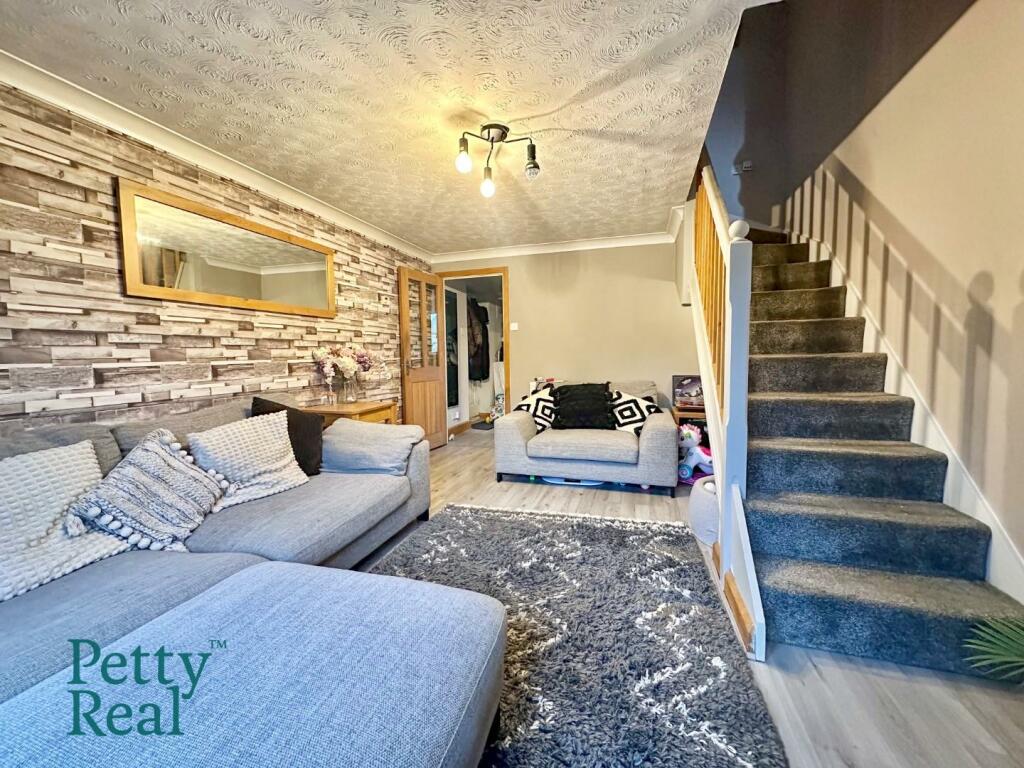 Additional property image - Beacon Close, Colne