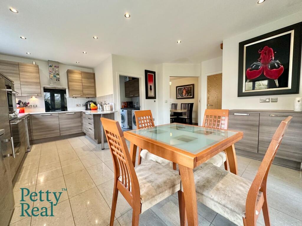 Additional property image - Grenfell Gardens, Colne