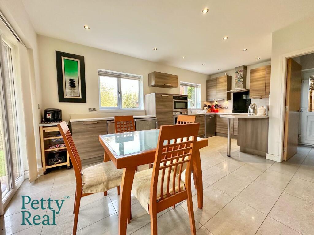 Additional property image - Grenfell Gardens, Colne