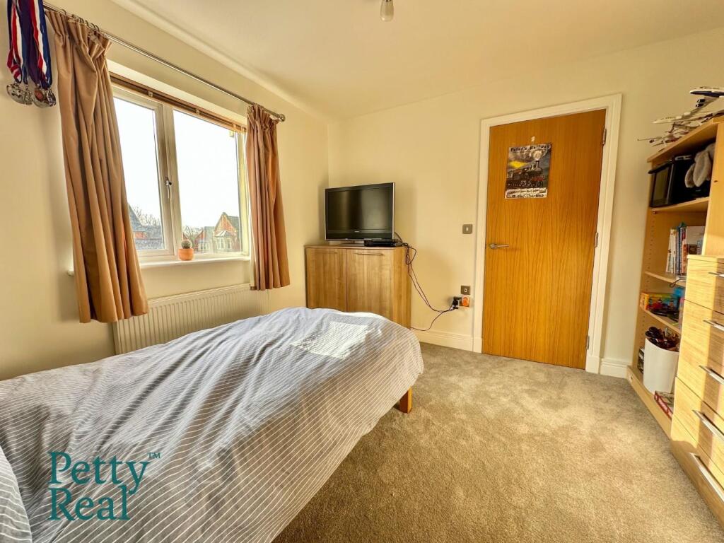Additional property image - Grenfell Gardens, Colne