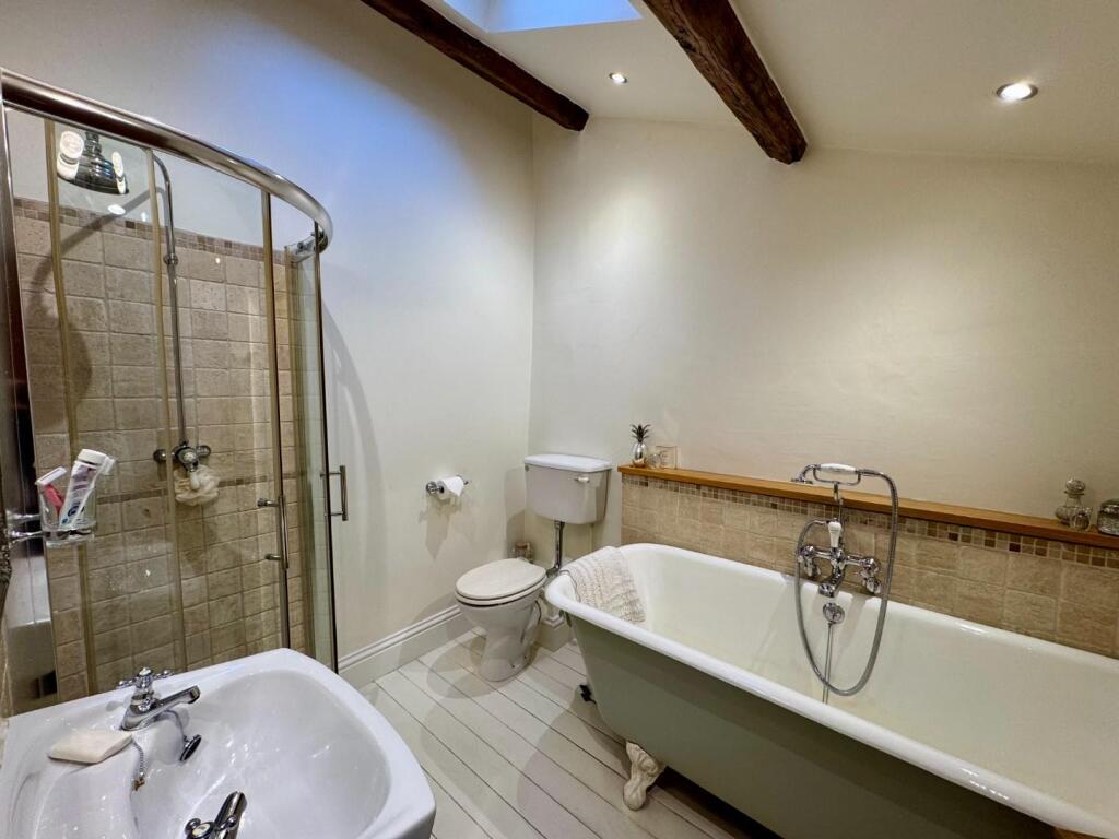 Additional property image - Skipton Old Road, Colne