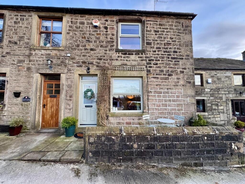 Additional property image - Skipton Old Road, Colne