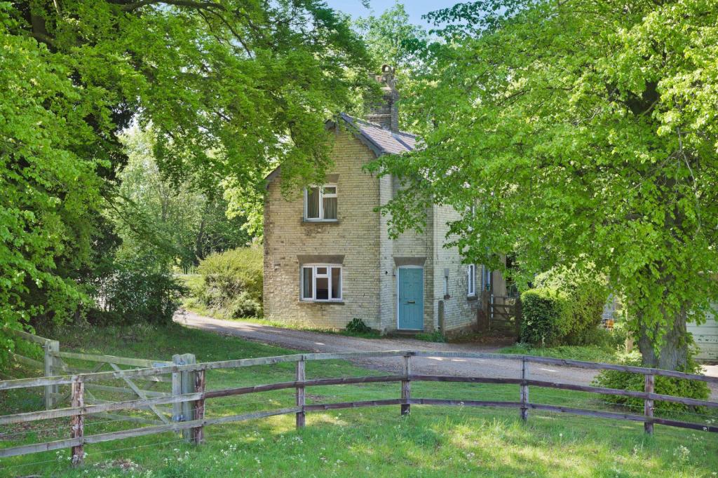 House for sale in Linton, Cambridge, CB21