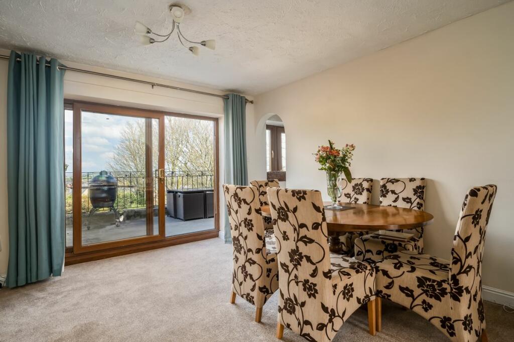 Additional property image - Wakefield Road, Drighlington