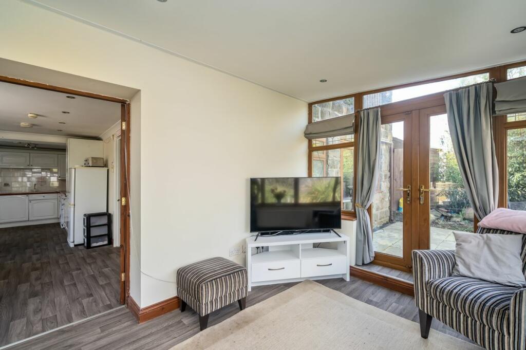 Additional property image - Wakefield Road, Drighlington