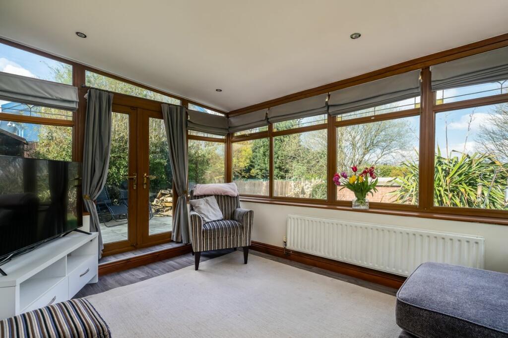 Additional property image - Wakefield Road, Drighlington