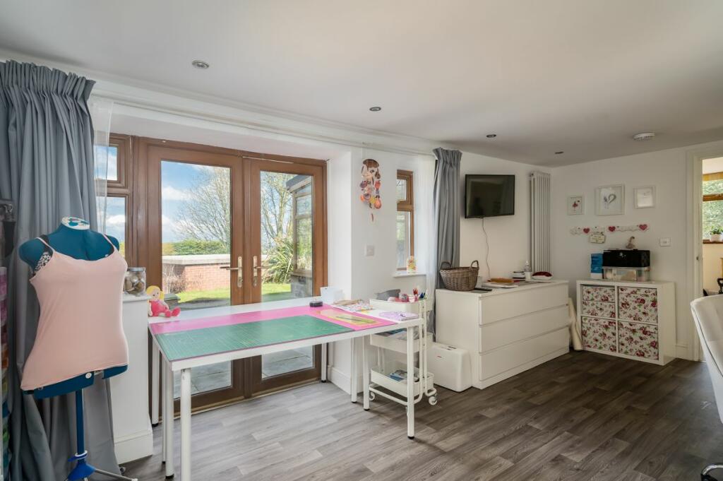 Additional property image - Wakefield Road, Drighlington