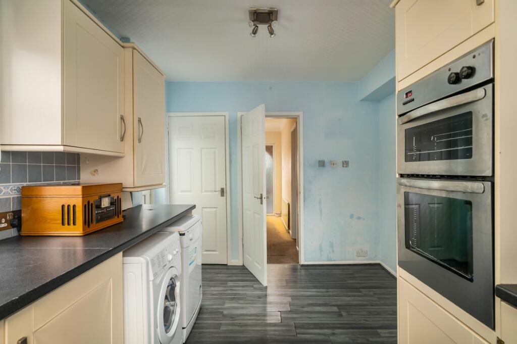 Additional property image - Dean Park Drive, Drighlington