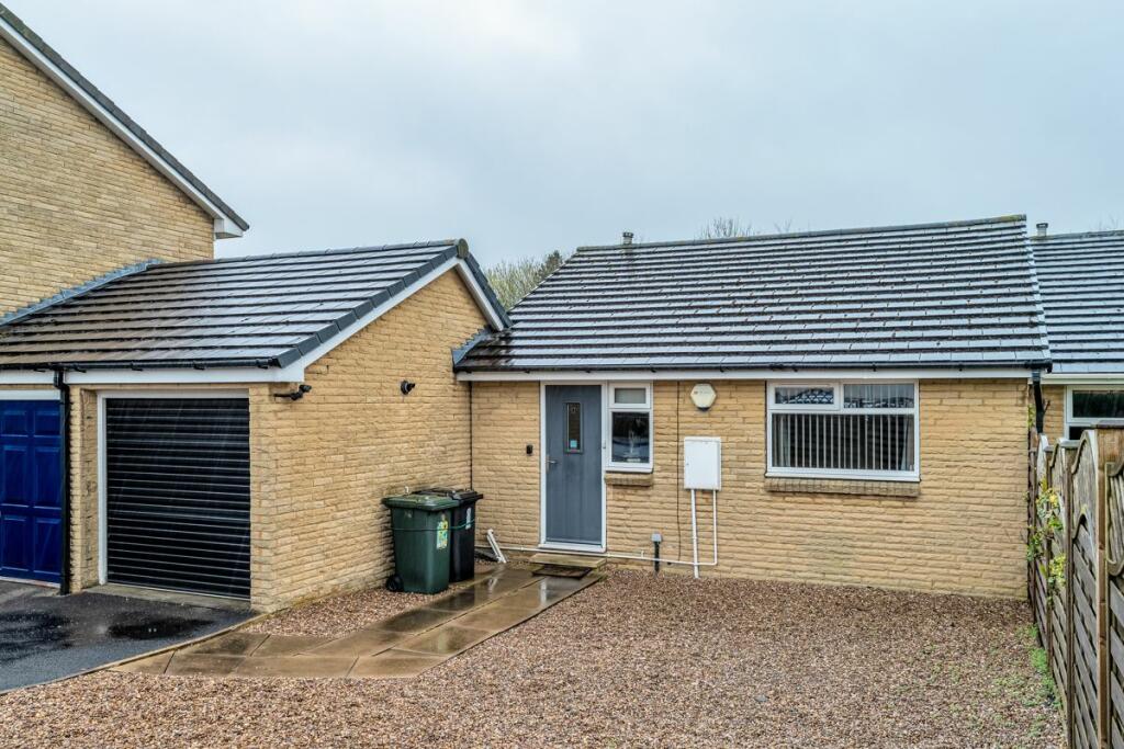 1 bedroom bungalow for sale in Hodgson Lane, Drighlington, BD11