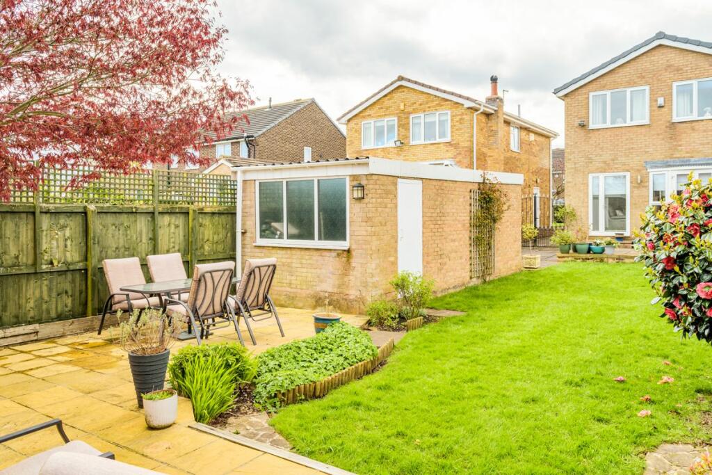Additional property image - Moorside Green, Drighlington