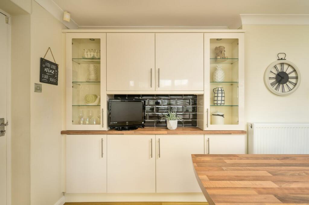 Additional property image - Moorside Green, Drighlington