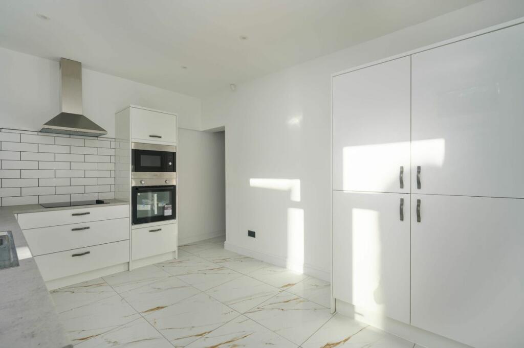 Additional property image - Moorside Road, Drighlington