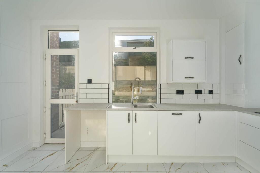 Additional property image - Moorside Road, Drighlington