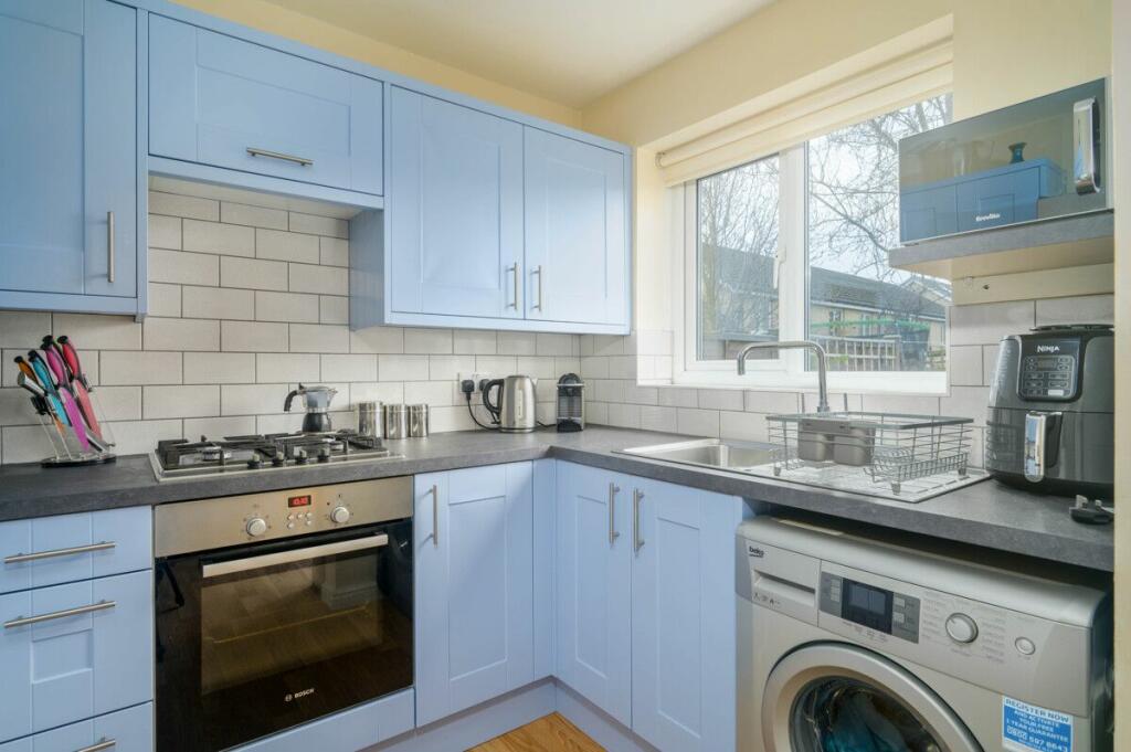 Additional property image - Summerbank Close, Drighlington, Bradford