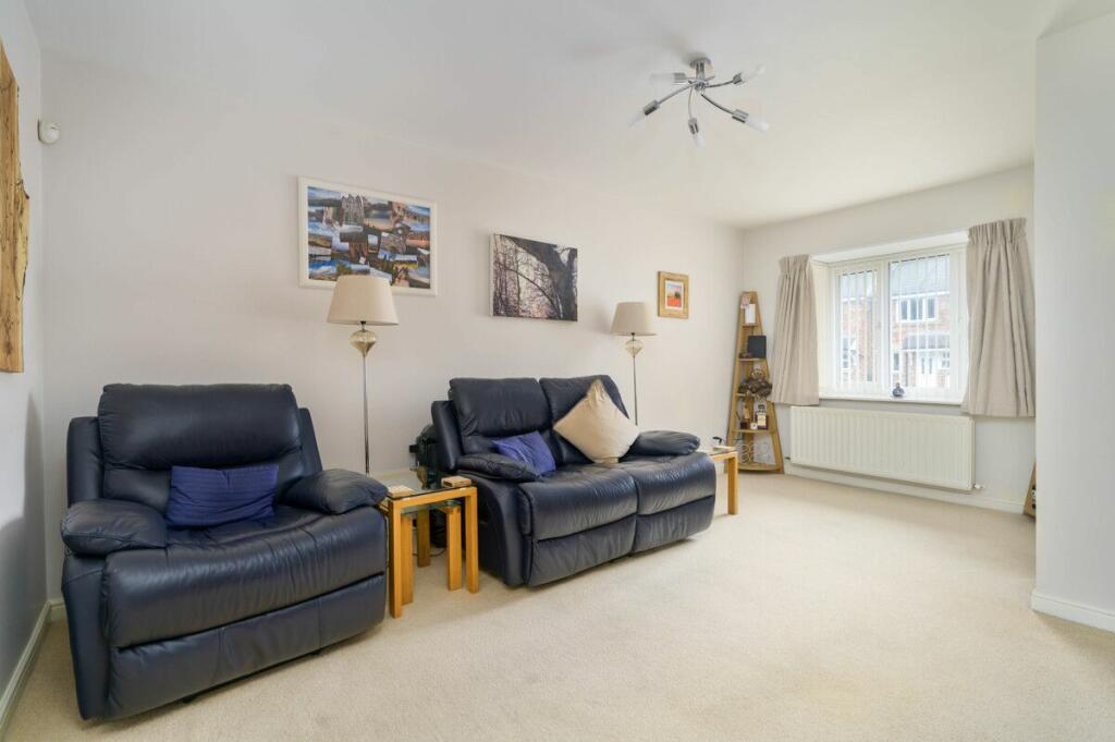 Additional property image - Summerbank Close, Drighlington, Bradford
