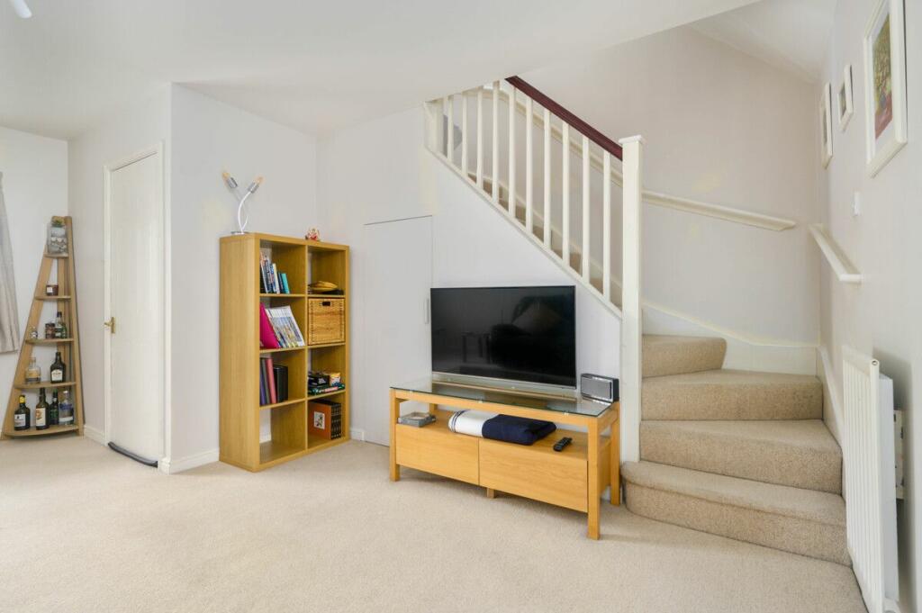 Additional property image - Summerbank Close, Drighlington, Bradford