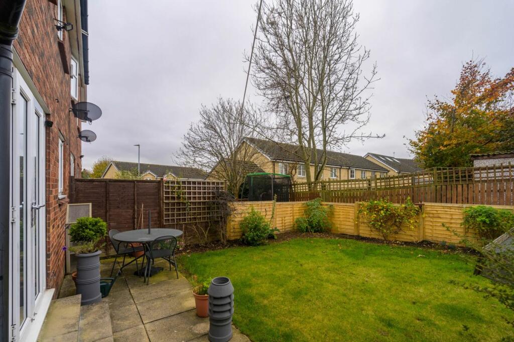 Additional property image - Summerbank Close, Drighlington, Bradford