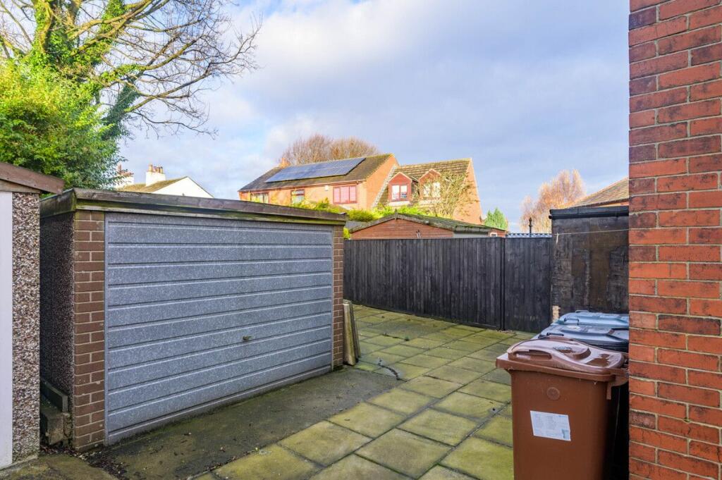 Additional property image - Hammond Crescent, Drighlington, Bradford