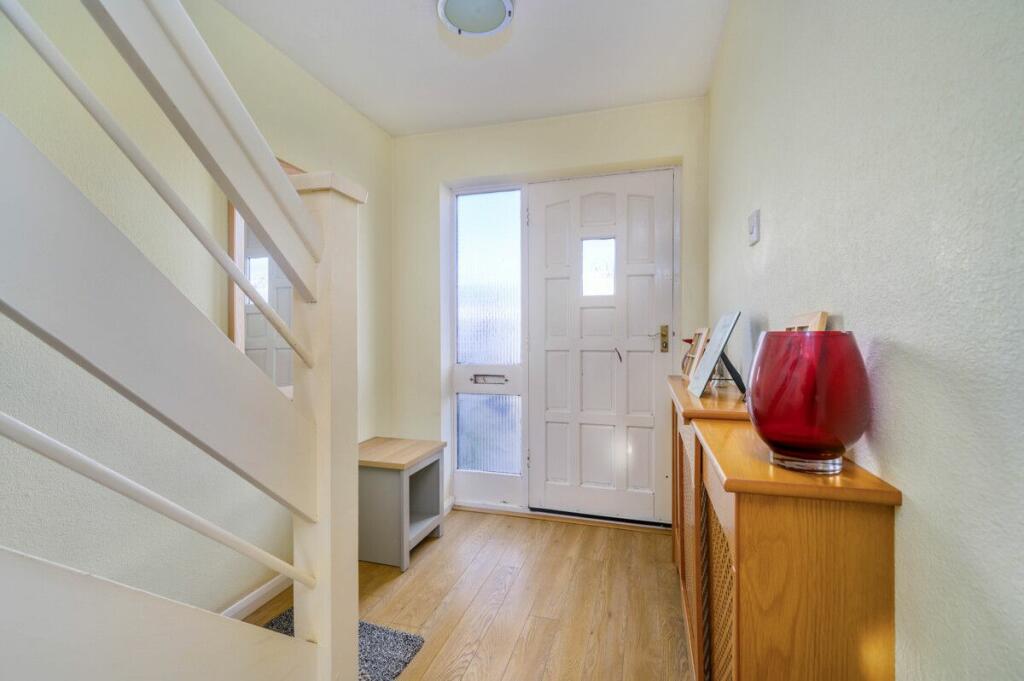 Additional property image - Moorside Gardens, Drighlington, Bradford