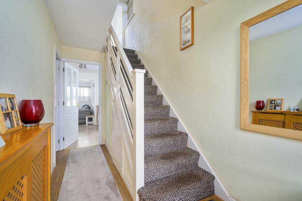Additional property image - Moorside Gardens, Drighlington, Bradford