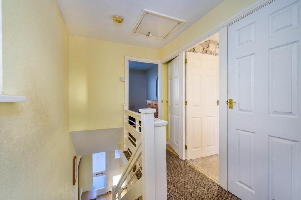 Additional property image - Moorside Gardens, Drighlington, Bradford