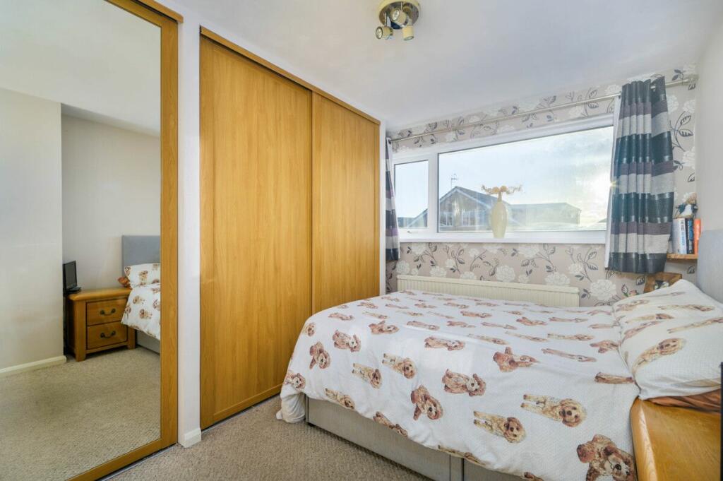 Additional property image - Moorside Gardens, Drighlington, Bradford