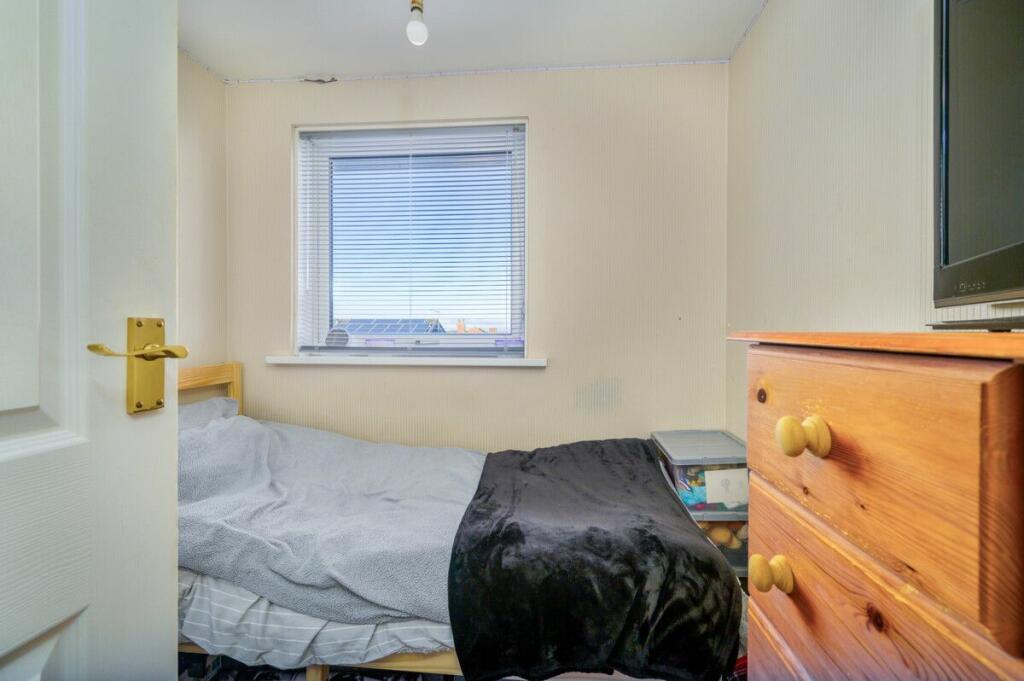 Additional property image - Moorside Gardens, Drighlington, Bradford
