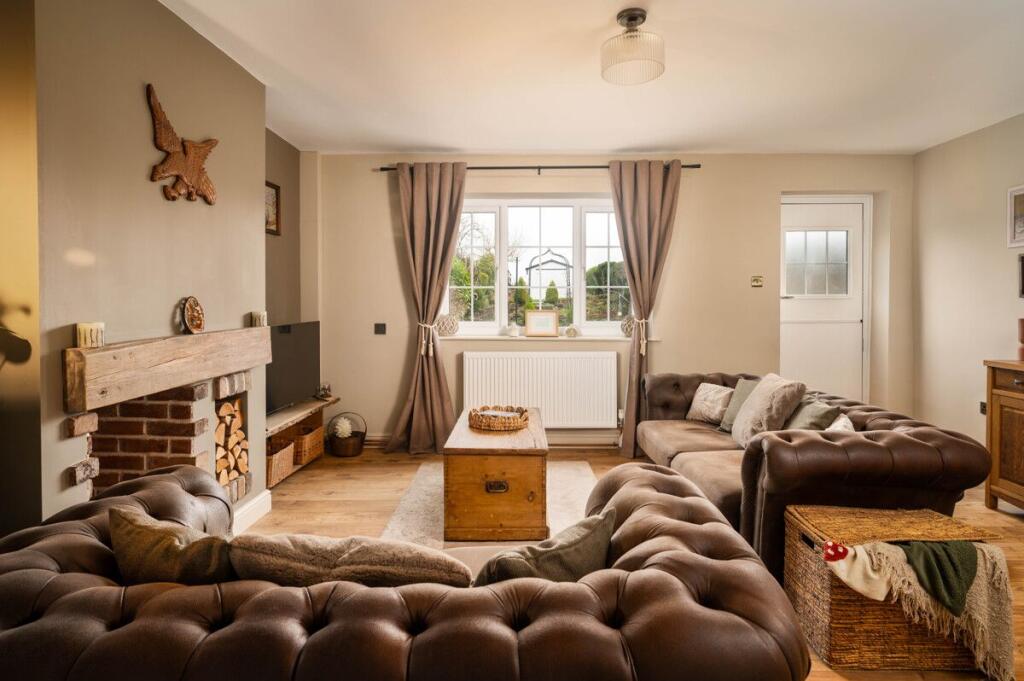 Additional property image - Old Lane, Nethertown, Drighlington