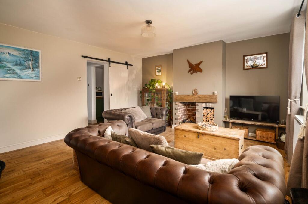 Additional property image - Old Lane, Nethertown, Drighlington