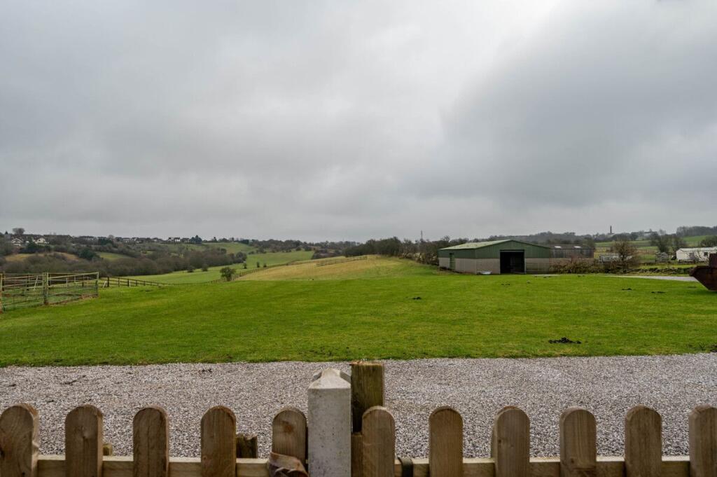 Additional property image - Old Lane, Nethertown, Drighlington