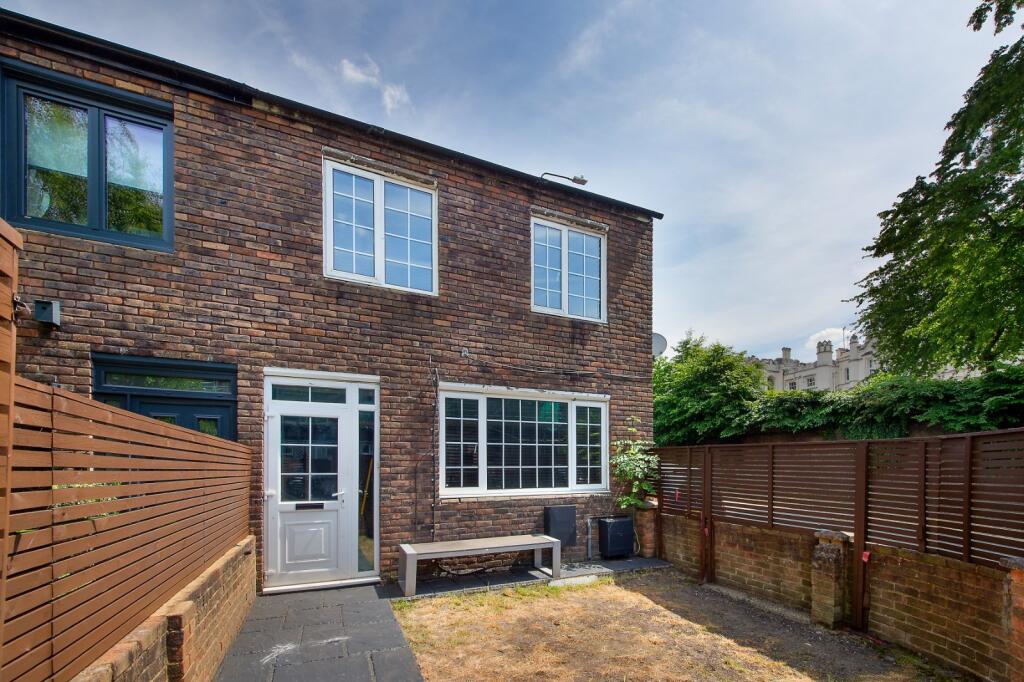 Main image of property: East Sheen, 
Roehampton, SW15