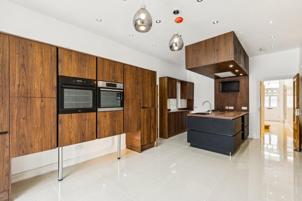 Main image of property: St. Leonards Road, 
East Sheen, SW14