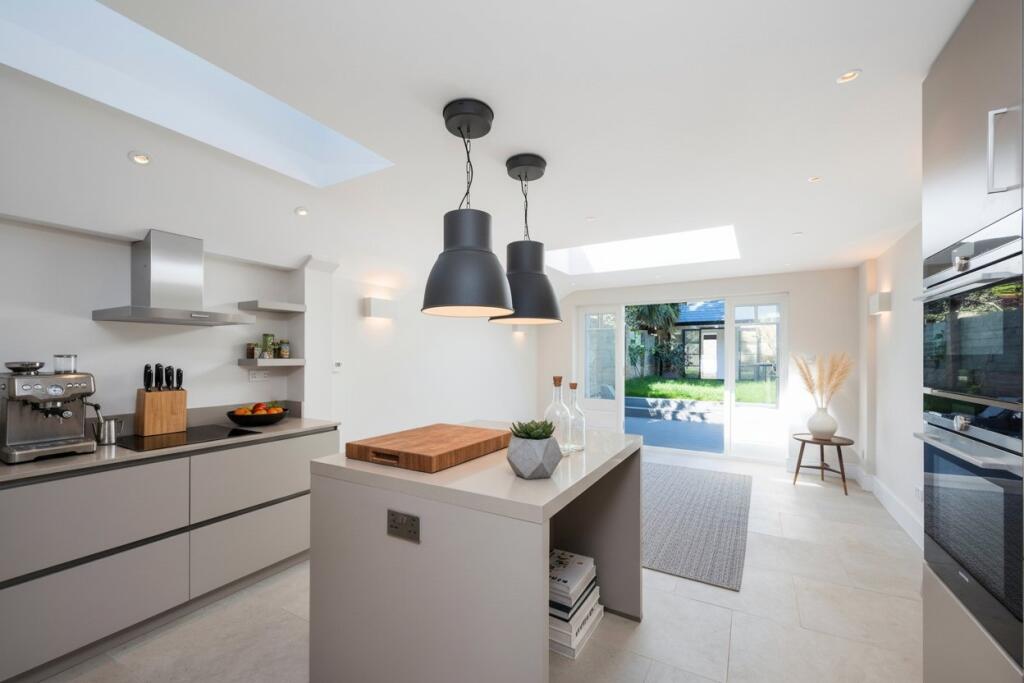 Main image of property: Queens Road, 
East Sheen, SW14