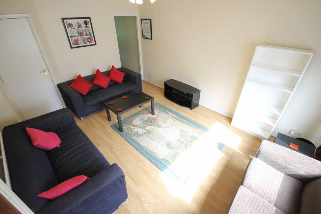 Main image of property: Hartley Avenue, Woodhouse, Leeds, LS6 2LP