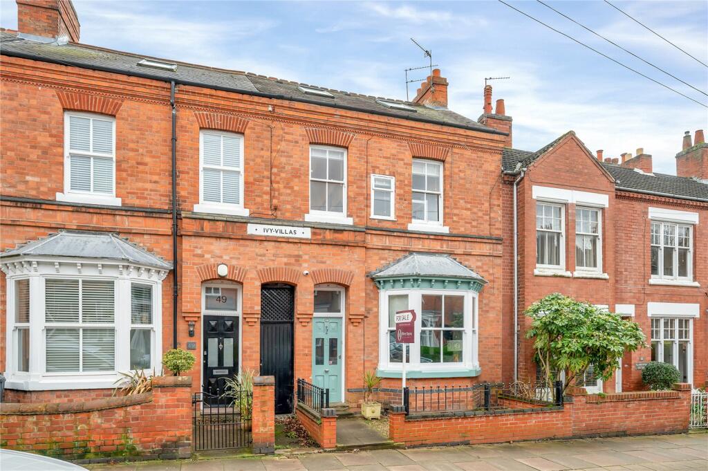 4 bedroom terraced house for sale in Howard Road, Clarendon Park, Leicester, LE2