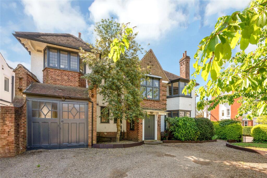 Main image of property: Toller Road, Stoneygate, Leicester, LE2