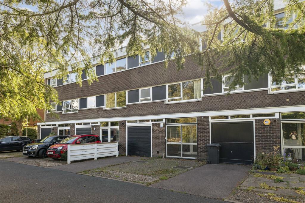 Main image of property: Ashford Court, Elmsleigh Avenue, Stoneygate, Leicester, LE2