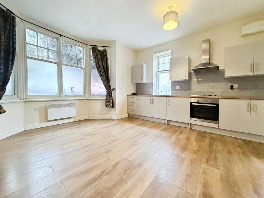Main image of property: Cross Road, Clarendon Park, Leicester, LE2