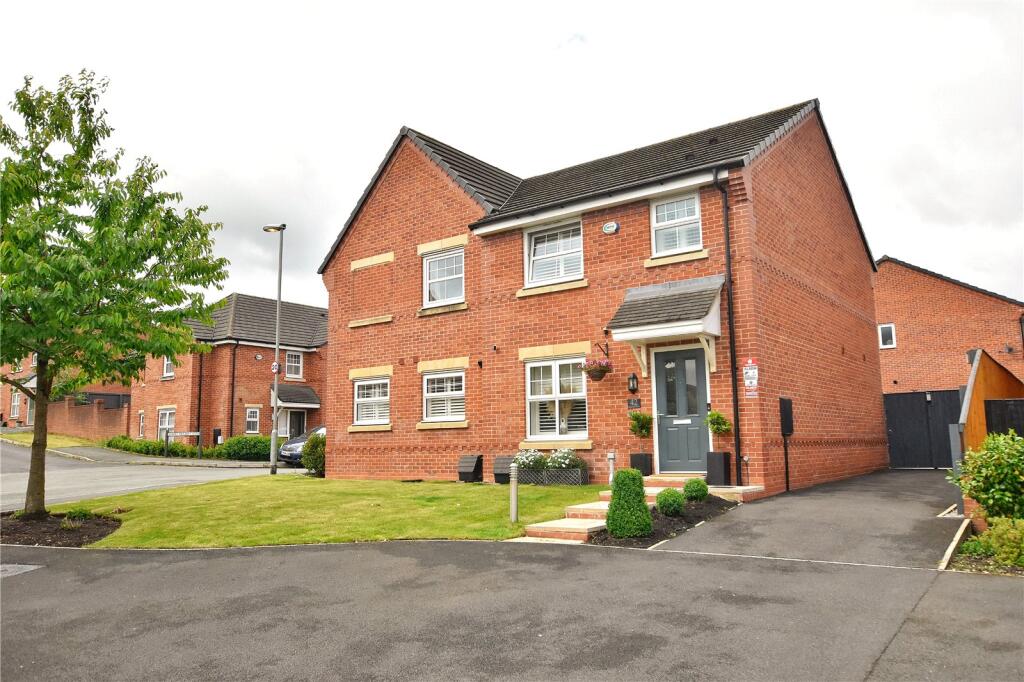 Main image of property: Ginnell Farm Avenue, Burnedge, Rochdale, Greater Manchester, OL16