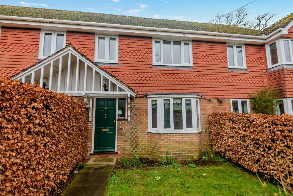 3 bedroom terraced house for sale in Maypole Road, East Grinstead, RH19