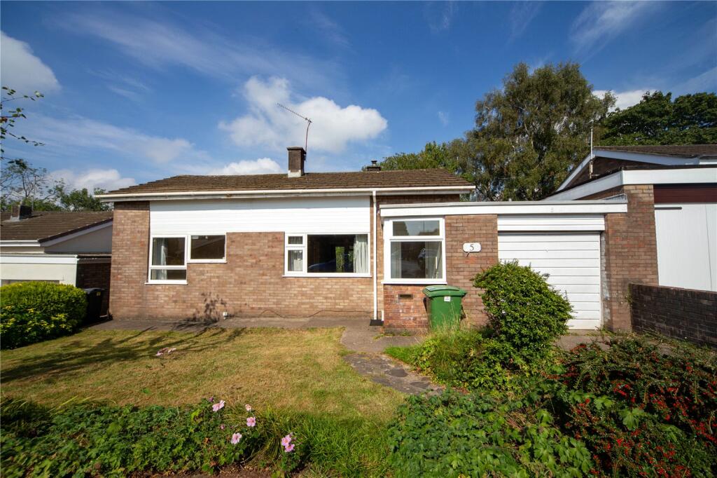 2 bedroom bungalow for sale in Owain Close, Cyncoed, Cardiff, CF23