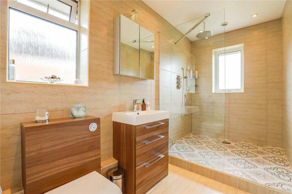 Additional property image - Hampton Court, Brandreth Road, Cardiff, CF23