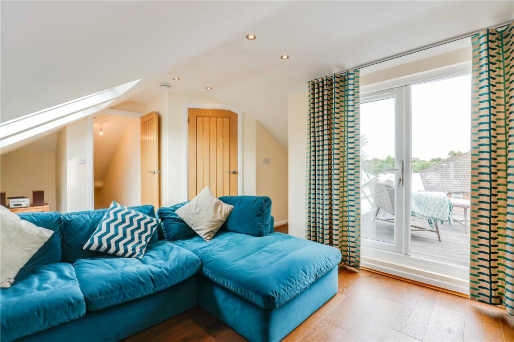 Additional property image - Hampton Court, Brandreth Road, Cardiff, CF23