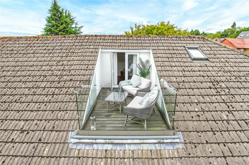 Additional property image - Hampton Court, Brandreth Road, Cardiff, CF23