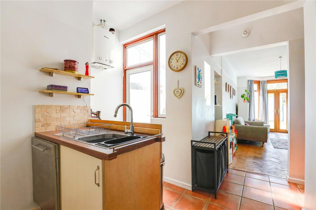 Additional property image - Roath Court Road, Roath, Cardiff, CF24