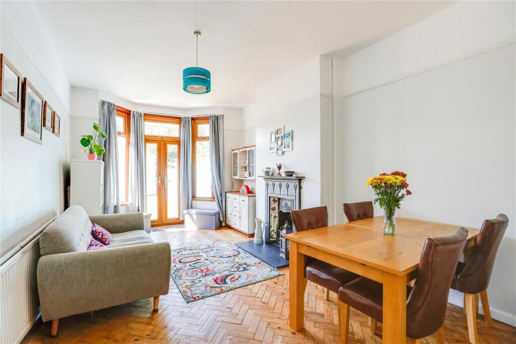 Additional property image - Roath Court Road, Roath, Cardiff, CF24