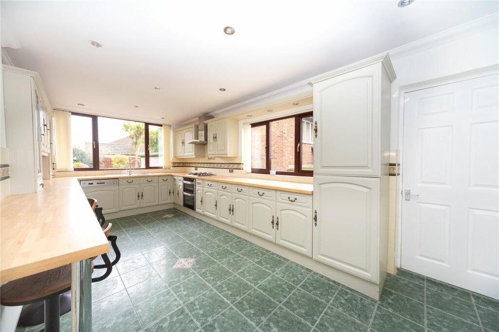 Additional property image - Dovedale Close, Penylan, Cardiff, CF23