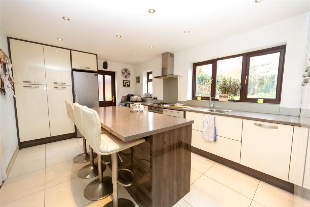 Additional property image - Mallards Reach, Marshfield, Cardiff, CF3